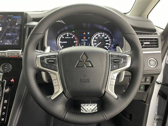 デリカＤ：５ シャモニー　ＡＬＰＩＮＥ１１型ナビＴＶ＆ＣＤ＆ＤＶＤ＆ＳＤ＆ＢＴ＆ＨＤＭＩ　全方位カメラ　４ＷＤ　両側パワースライドドア　　パワーバックドア　ステアリングヒーター　パドルシフト　スマートキー　アイドリングストップ（22枚目）