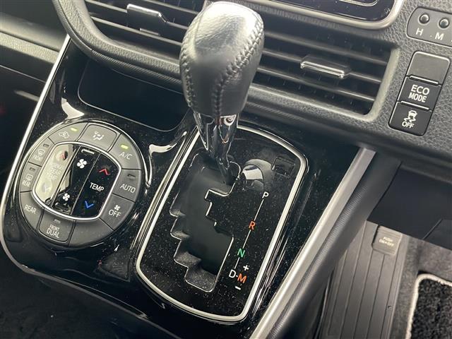 ヴォクシー ＺＳ　煌ＩＩ　４ＷＤ　ワンオーナー　寒冷地仕様　社外ＳＤナビ＆フルセグ＆ＣＤ＆ＤＶＤ＆ＢＴ＆ＨＤＭＩ＆ｉｐｏｄ＆ＳＤ　両側パワースライドドア　パーキングサポートブレーキ　先行車発進お知らせ　クリアラランスソナー（28枚目）