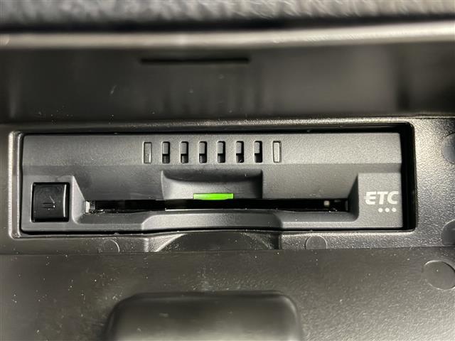 ヴォクシー ＺＳ　煌ＩＩ　４ＷＤ　ワンオーナー　寒冷地仕様　社外ＳＤナビ＆フルセグ＆ＣＤ＆ＤＶＤ＆ＢＴ＆ＨＤＭＩ＆ｉｐｏｄ＆ＳＤ　両側パワースライドドア　パーキングサポートブレーキ　先行車発進お知らせ　クリアラランスソナー（31枚目）