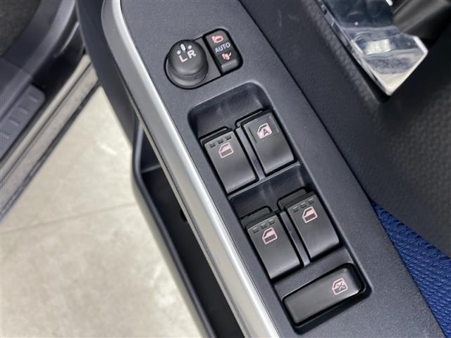 ルーミー カスタムＧ　４ＷＤ　寒冷地仕様　両側パワースライドドア　クルーズコントロール　クリアランスソナー　オートマチックハイビーム　フロントワイパーデアイサー　アイドリングストップ　ＬＥＤヘッドライト　革巻ステアリング（35枚目）