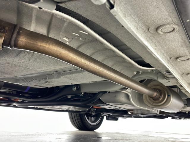 ヴェゼル ｅ：ＨＥＶ　Ｚ　・寒冷地・純正メモリナビ（ＢＴ＆ＵＳＢ＆フルセグ＆スマホ連携）・ＣＭＢＳ・ＡＣＣ先行車検知・レーンキープアシスト・ＢＳＭ・標識認識機能・パワーバックドア・Ｄ／Ｎシートヒーター・ステアリングヒーター（45枚目）