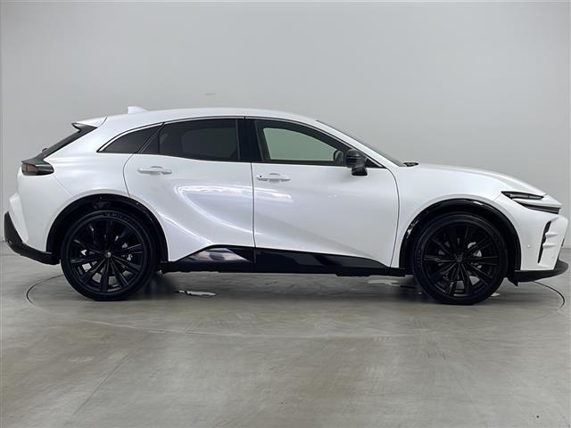 クラウンスポーツ Ｚ　４ＷＤ　全方位カメラ　パワーバックドア　ＨＵＤ　純正ディスプレイオーディオ　レザーシート　パワーシート　シートメモリ　シートヒーター　ベンチレーション　置くだけ充電　ステアリングヒーター（7枚目）