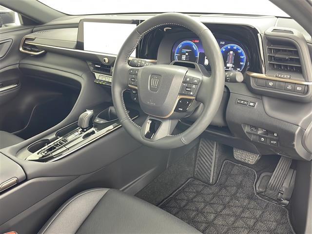クラウンスポーツ Ｚ　４ＷＤ　全方位カメラ　パワーバックドア　ＨＵＤ　純正ディスプレイオーディオ　レザーシート　パワーシート　シートメモリ　シートヒーター　ベンチレーション　置くだけ充電　ステアリングヒーター（9枚目）