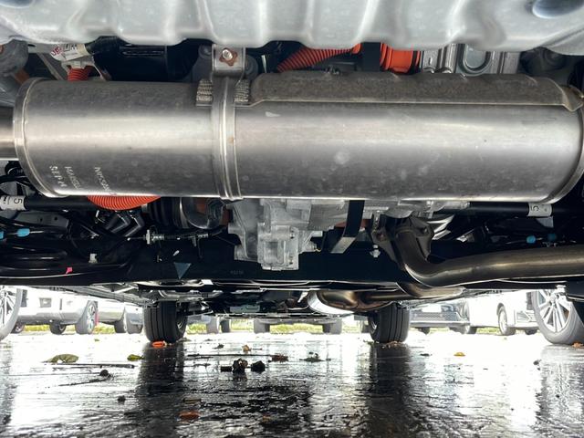 セレナ e-4ORCE ハイウェイスターV 純正ナビ&BT&USB&HDMI&AppleCarplay 両側パワスラ ドライブレコーダー ワイヤレス充電 デジタルインナーミラー 前席シートヒーター 純正フロアマット ブラインドスポットモニター(44枚目)