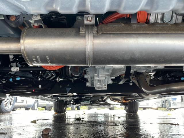 セレナ ｅ－４ＯＲＣＥ　ハイウェイスターＶ　４ＷＤ・Ｇナビ・両側Ｐスラ・ＥＴＣ・ＬＥＤヘッドライト・オートライト・オートマチックハイビーム・前席シートヒーター・純正ドラレコ・ステアリングヒーター・全方位カメラ・プロパイロット・ｅ－Ｐｅｄａｌ（44枚目）