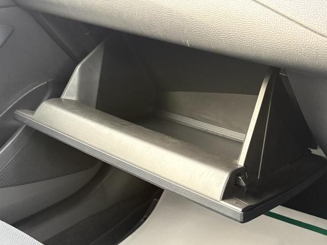 カローラツーリング ハイブリッド　Ｇ－Ｘ　禁煙車　ルーフレール　純正ナビ　Ｂｌｕｅｔｏｏｔｈ　バックカメラ　ステアリングスイッチ　ＥＴＣ　レーダークルーズコントロール　クリアランスソナー（48枚目）