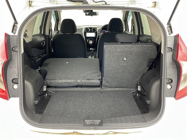 ノート X FOUR エマージェンシーブレーキパッケージ ・4WD・社外ナビ&TV&CD&DVD&BT・エマージェンシーブレーキ・レーンキープアシスト・横滑り防止装置・スペアキー(17枚目)