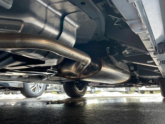 セレナ e-4ORCE ハイウェイスターV 4WD/ナビ/全方位カメラ/フリップダウンモニター/プロパイロット/ドライブレコーダー/デジタルインナーミラー/ハンズフリースライドドア/シートヒーター/置くだけ充電/LEDヘッドライト/ETC(45枚目)