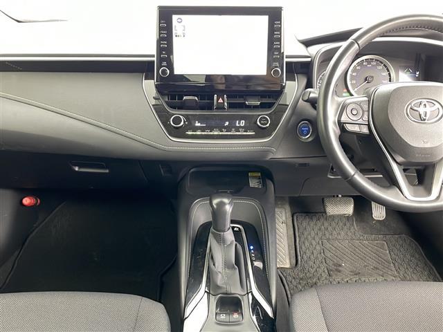 カローラツーリング ハイブリッド　Ｓ　４ＷＤ／寒冷地仕様／純正ナビ／バックカメラ／セーフティセンス／ブラインドスポットモニター／クリアランスソナー／デジタルインナーミラー／ＥＴＣ／置くだけ充電／トノカバー／ＬＥＤヘッドライト／積込タイヤ（23枚目）