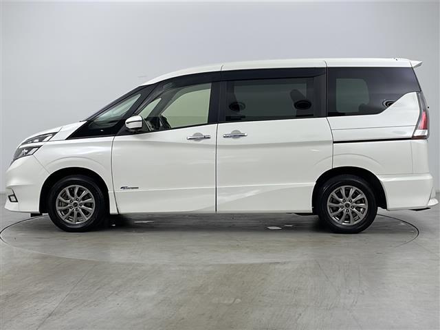 セレナ ハイウェイスター　Ｖセレクション　寒冷地仕様・純正ナビ（ＣＤ＆ＤＶＤ＆ＳＤ＆ＢＴ＆ＵＳＢ＆フルセグ＆ＡＶＸ）・全方位モニター・両側パワースライドドア・衝突軽減ブレーキ・レーンキープアシスト・クルーズコントロール・ＴＶキャンセラー（7枚目）