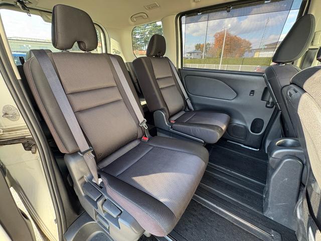 セレナ ハイウェイスター Vセレクション 禁煙車 両側電動ドア 後席モニター 全方位カメラ ドライブレコーダー ETC デジタルインナーミラー 純正ナビ フルセグTV Bluetooth クルーズコントロール 2列目サンシェード(46枚目)