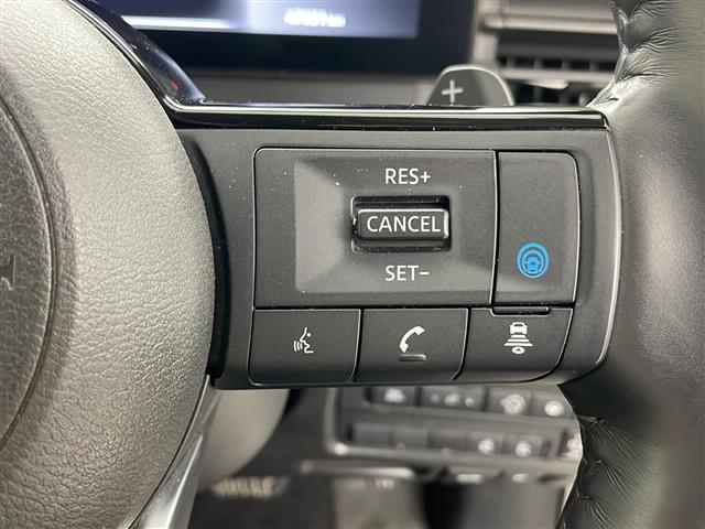 セレナ ハイウェイスターＶ　純正ナビ＆ＢＴ＆ＵＳＢ　全方位カメラ　衝突被害軽減ブレーキ　レーンキープアシスト　レーダークルーズコントロール　プロパイロット　前席シートヒーター　ステアリングヒーター　デジタルインナーミラー（23枚目）