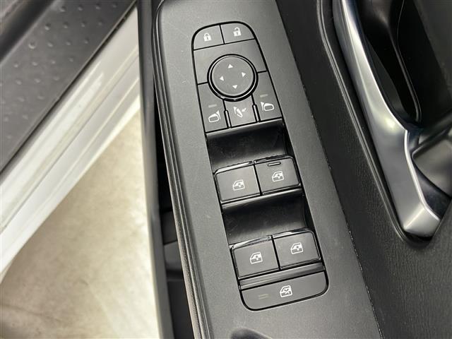 セレナ ハイウェイスターＶ　純正ナビ＆ＢＴ＆ＵＳＢ　全方位カメラ　衝突被害軽減ブレーキ　レーンキープアシスト　レーダークルーズコントロール　プロパイロット　前席シートヒーター　ステアリングヒーター　デジタルインナーミラー（35枚目）