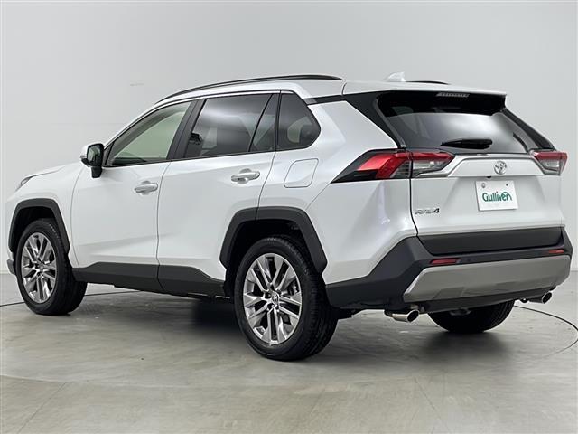 ＲＡＶ４ Ｇ　Ｚパッケージ　４ＷＤ／寒冷地仕様／純正ナビ／全方位カメラ／セーフティセンス／スタアリングヒーター／シートヒーター／ベンチレーション／パワーバックドア　／ＬＥＤヘッドライト／ＥＴＣ／１９インチ純正アルミホイール（43枚目）