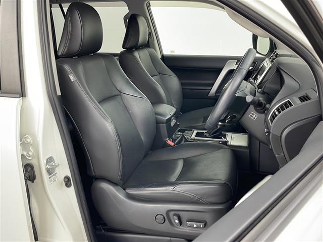 ランドクルーザープラド ＴＸ　Ｌパッケージ　純正ナビ＆ＣＤ＆ＤＶＤ＆ＢＴ＆ＴＶ　バックカメラ　衝突被害軽減ブレーキ　レーダークルーズコントロール　レーンキープアシスト　コーナーセンサー　前席シートヒーター　前席ベンチレーションシート　ＥＴＣ（9枚目）