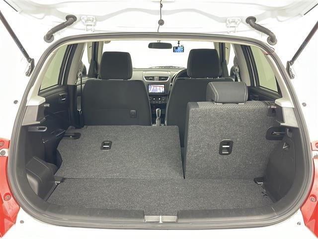 スイフト ＲＳ　４ＷＤ／社外ナビ／バックカメラ／クルーズコントロール／シートヒーター／ドライブレコーダー／パドルシフト／ステアリングリモコン／スマートキー／プッシュスタート／１６インチ純正アルミホイール／積込タイヤ（17枚目）