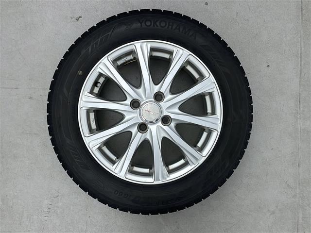 スイフト ＲＳ　４ＷＤ／社外ナビ／バックカメラ／クルーズコントロール／シートヒーター／ドライブレコーダー／パドルシフト／ステアリングリモコン／スマートキー／プッシュスタート／１６インチ純正アルミホイール／積込タイヤ（41枚目）