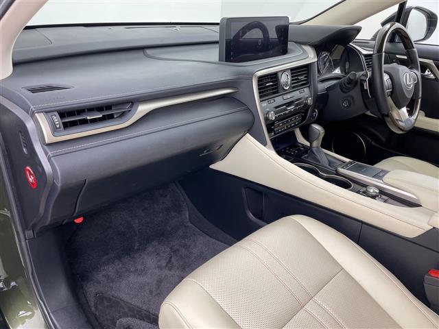 ＲＸ ＲＸ４５０ｈＬ　・純正１２．３インチディスプレイオーディオ＆ナビ＆ＴＶ＆ＢＴ＆ＤＶＤ＆ＣＤ・マークレビンソン・全方向カメラ・ＬＳＳ・アダプティブクルーズコントロール・レーンキープアシスト・横滑り防止装置（13枚目）