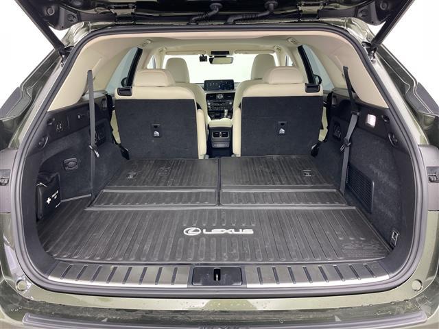 ＲＸ ＲＸ４５０ｈＬ　・純正１２．３インチディスプレイオーディオ＆ナビ＆ＴＶ＆ＢＴ＆ＤＶＤ＆ＣＤ・マークレビンソン・全方向カメラ・ＬＳＳ・アダプティブクルーズコントロール・レーンキープアシスト・横滑り防止装置（19枚目）