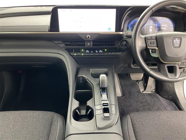 クラウンクロスオーバー Ｇアドバンスド　純正ディスプレイオーディオ＆ＴＶ＆ＢＴ＆ＡｐｐｌｅＣａｒｐｌａｙ＆ＡｎｄｒｏｉｄＡｕｔｏ　全方位カメラ　トヨタセーフティセンス　アダプティブクルーズコントロール　Ｄ席パワーシート　置くだけ充電　ＥＴＣ（20枚目）