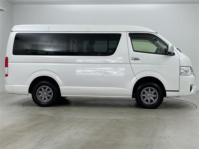 ハイエースワゴン ＧＬ　・純正ナビ＆ＴＶ＆ＢＴ＆ＣＤ・全方向カメラ・ＴＳＳ・ＬＤＡ・横滑り防止装置・寒冷地仕様・フロントワイパーデアイサー・ドアミラーヒーター・デジタルインナーミラー・オートライト・オートマチックハイビーム（6枚目）