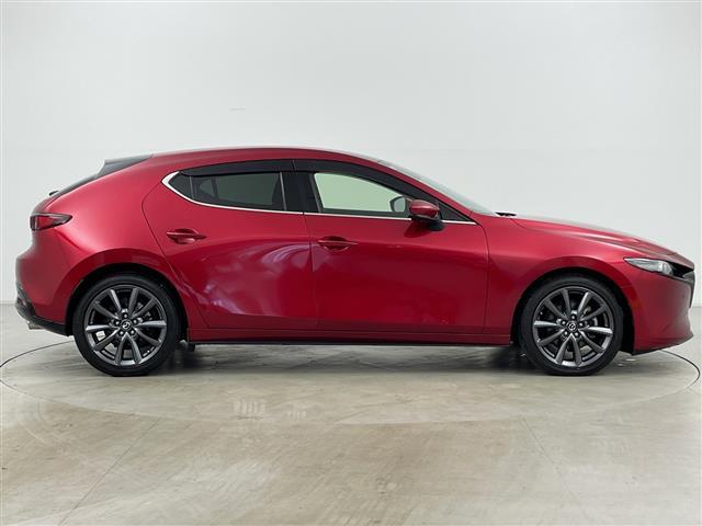 ＭＡＺＤＡ３ファストバック ＸＤバーガンディ　セレクション　ディーゼル・純正ＳＤナビマツダコネクト２（ＡｐｐｌｅＣａｒＰｌａｙ＆ＡｎｄｒｏｌｄＡｕｔｏ＆ＴＶ＆ＣＤ＆ＤＶＤ＆ＨＤＭＥ）・ｉ－アクティブ・寒冷地仕様・ヘッドアップディスプレイ（6枚目）