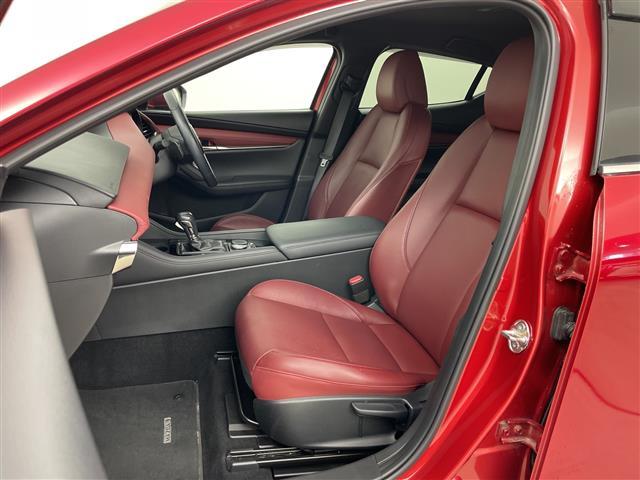 ＭＡＺＤＡ３ファストバック ＸＤバーガンディ　セレクション　ディーゼル・純正ＳＤナビマツダコネクト２（ＡｐｐｌｅＣａｒＰｌａｙ＆ＡｎｄｒｏｌｄＡｕｔｏ＆ＴＶ＆ＣＤ＆ＤＶＤ＆ＨＤＭＥ）・ｉ－アクティブ・寒冷地仕様・ヘッドアップディスプレイ（13枚目）