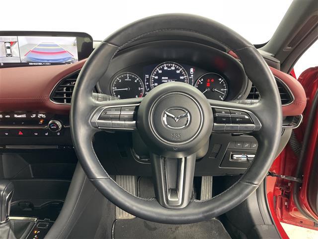 ＭＡＺＤＡ３ファストバック ＸＤバーガンディ　セレクション　ディーゼル・純正ＳＤナビマツダコネクト２（ＡｐｐｌｅＣａｒＰｌａｙ＆ＡｎｄｒｏｌｄＡｕｔｏ＆ＴＶ＆ＣＤ＆ＤＶＤ＆ＨＤＭＥ）・ｉ－アクティブ・寒冷地仕様・ヘッドアップディスプレイ（20枚目）