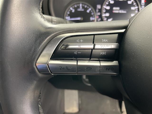 ＭＡＺＤＡ３ファストバック ＸＤバーガンディ　セレクション　ディーゼル・純正ＳＤナビマツダコネクト２（ＡｐｐｌｅＣａｒＰｌａｙ＆ＡｎｄｒｏｌｄＡｕｔｏ＆ＴＶ＆ＣＤ＆ＤＶＤ＆ＨＤＭＥ）・ｉ－アクティブ・寒冷地仕様・ヘッドアップディスプレイ（21枚目）