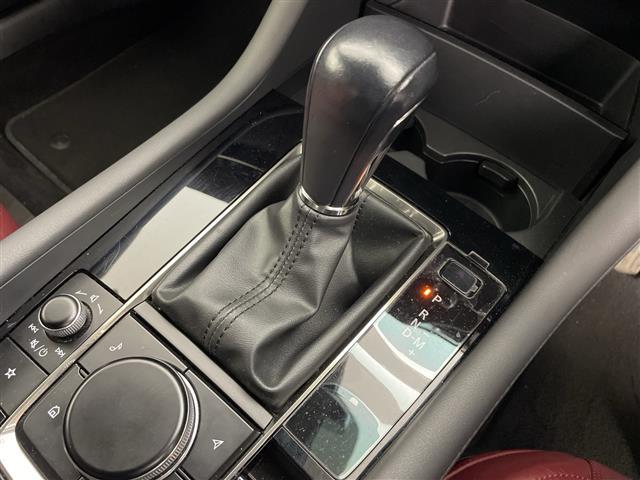 ＭＡＺＤＡ３ファストバック ＸＤバーガンディ　セレクション　ディーゼル・純正ＳＤナビマツダコネクト２（ＡｐｐｌｅＣａｒＰｌａｙ＆ＡｎｄｒｏｌｄＡｕｔｏ＆ＴＶ＆ＣＤ＆ＤＶＤ＆ＨＤＭＥ）・ｉ－アクティブ・寒冷地仕様・ヘッドアップディスプレイ（28枚目）