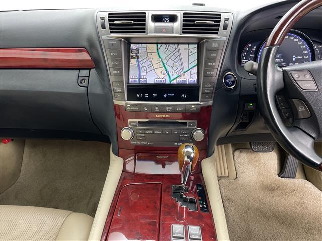 LS LS600h Iパッケージ 純正ナビ&CD&DVD&BT&USB&AUX バックカメラ 前席パワーシート 全席シートヒーター 前席ベンチレーションシート レザーシート ETC LEDヘッドライト オートライト スマートキー(23枚目)