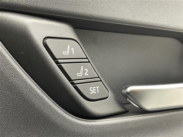 プリウス Z 純正12型コネクティッドナビ パノラミックビューモニター AC100Vアクセサリコンセント パークアシスト ワイヤレス充電器 アダプティブクルーズコントロール リアフォグランプ ワイパーデアイサー(8枚目)