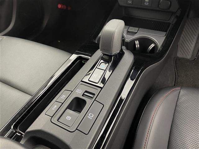 プリウス Z 純正12型コネクティッドナビ パノラミックビューモニター AC100Vアクセサリコンセント パークアシスト ワイヤレス充電器 アダプティブクルーズコントロール リアフォグランプ ワイパーデアイサー(20枚目)