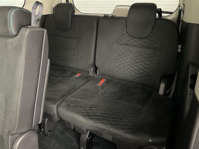 セレナ ライダー 寒冷地仕様 純正ナビ&CD&DVD&SD&BT&TV 純正フリップダウンモニター プロパイロット 両側ハンズフリーパワースライドドア 全方位カメラ 純正デジタルインナー ETC LEDヘッドライト(17枚目)