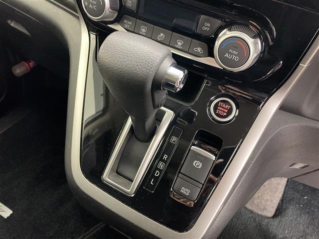 セレナ ライダー 寒冷地仕様 純正ナビ&CD&DVD&SD&BT&TV 純正フリップダウンモニター プロパイロット 両側ハンズフリーパワースライドドア 全方位カメラ 純正デジタルインナー ETC LEDヘッドライト(29枚目)