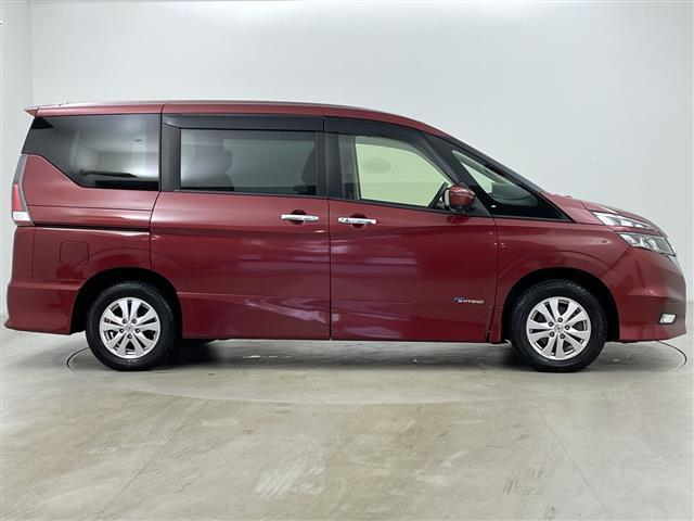 セレナ ハイウェイスター ・純正ナビ(TV&CD&DVD&BT&SD)・全方位モニター・エマージェンシーブレーキ・純正フリップダウンモニター・両側パワースライドドア(6枚目)