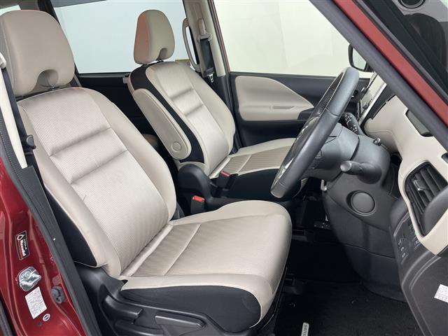 セレナ ハイウェイスター ・純正ナビ(TV&CD&DVD&BT&SD)・全方位モニター・エマージェンシーブレーキ・純正フリップダウンモニター・両側パワースライドドア(9枚目)