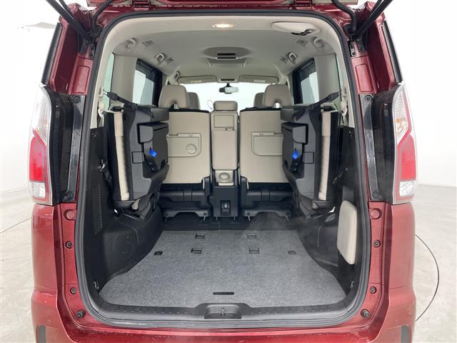 セレナ ハイウェイスター ・純正ナビ(TV&CD&DVD&BT&SD)・全方位モニター・エマージェンシーブレーキ・純正フリップダウンモニター・両側パワースライドドア(20枚目)