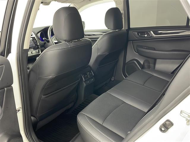 商談ルームにはキッズルームも完備しています☆お子様連れでもゆっくりとお車をお選びいただけます！