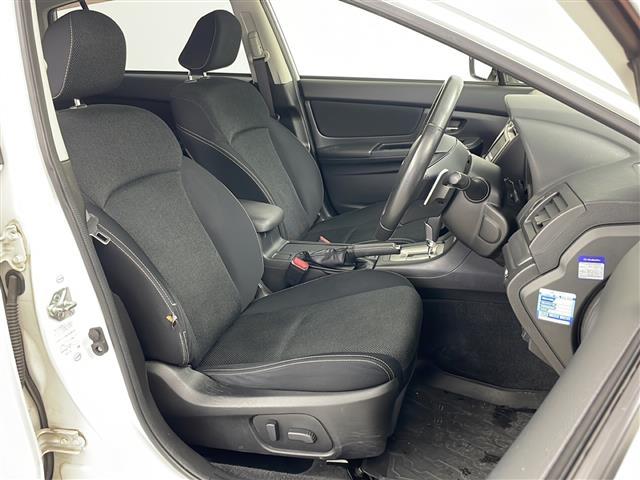 ＸＶ ２．０ｉ－Ｌ　アイサイト　社外ナビ＆ＴＶ＆ＣＤ＆ＤＶＤ＆ＢＴ　バックカメラ　アイサイト　クルーズコントロール　パドルシフト　アイドリングストップ　　ビルトインＥＴＣ　ＨＩＤヘッドライト　オートライト　スマートキー（9枚目）