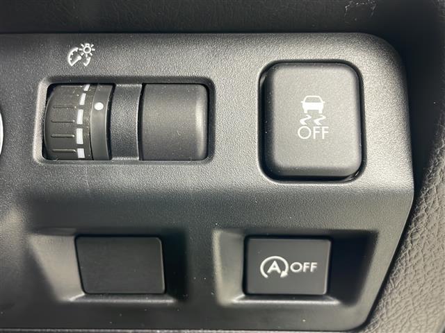 ＸＶ ２．０ｉ－Ｌ　アイサイト　社外ナビ＆ＴＶ＆ＣＤ＆ＤＶＤ＆ＢＴ　バックカメラ　アイサイト　クルーズコントロール　パドルシフト　アイドリングストップ　　ビルトインＥＴＣ　ＨＩＤヘッドライト　オートライト　スマートキー（28枚目）