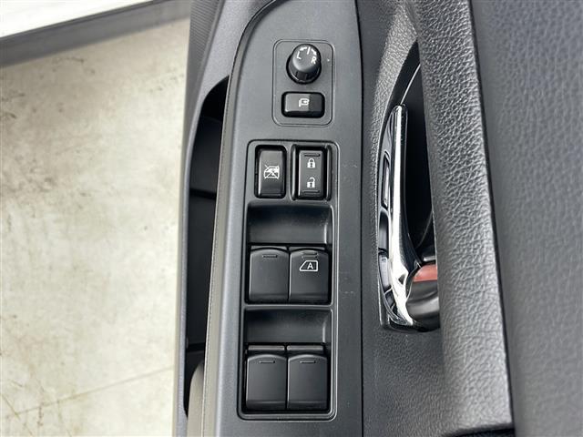 ＸＶ ２．０ｉ－Ｌ　アイサイト　社外ナビ＆ＴＶ＆ＣＤ＆ＤＶＤ＆ＢＴ　バックカメラ　アイサイト　クルーズコントロール　パドルシフト　アイドリングストップ　　ビルトインＥＴＣ　ＨＩＤヘッドライト　オートライト　スマートキー（34枚目）