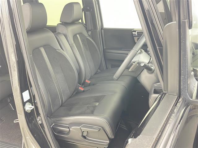 Ｎ－ＢＯＸカスタム Ｌターボ　・４ＷＤ・社外ナビ＆ＣＤ＆ＤＶＤ＆ＢＴ＆ＴＶ・バックカメラ・両側パワースライドドア・衝突軽減ブレーキ・レーダークルーズコントロール・レーンキープアシスト・コーナーセンサー・シートヒーター（9枚目）