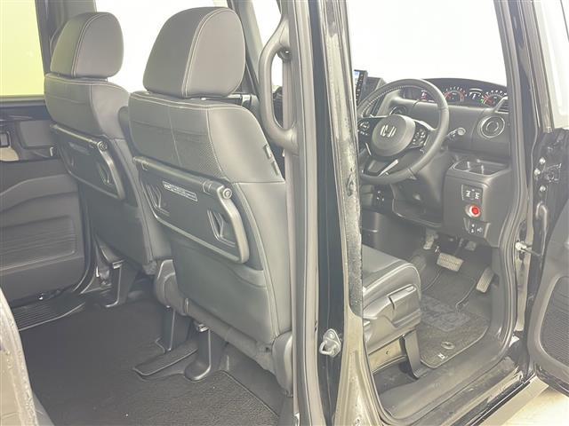 Ｎ－ＢＯＸカスタム Ｌターボ　・４ＷＤ・社外ナビ＆ＣＤ＆ＤＶＤ＆ＢＴ＆ＴＶ・バックカメラ・両側パワースライドドア・衝突軽減ブレーキ・レーダークルーズコントロール・レーンキープアシスト・コーナーセンサー・シートヒーター（10枚目）