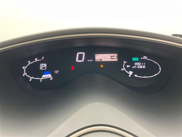 セレナ ２０Ｇ　寒冷地仕様　スマートキー＆プッシュスタート　クルーズコントロール　純正ナビ＆ＣＤ＆ＤＶＤ＆ＳＤ＆ＢＴ＆ＴＶ　バックカメラ　３列シート　両側パワースライドドア　ビルトインＥＴＣ　電動格納ミラー（21枚目）