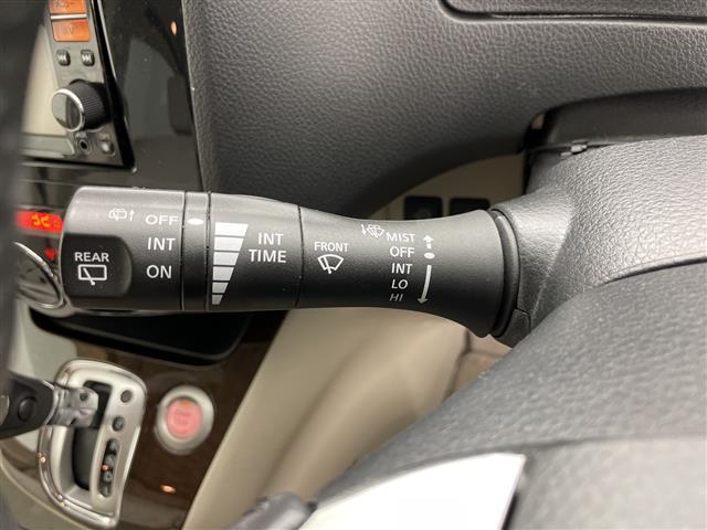 セレナ ２０Ｇ　寒冷地仕様　スマートキー＆プッシュスタート　クルーズコントロール　純正ナビ＆ＣＤ＆ＤＶＤ＆ＳＤ＆ＢＴ＆ＴＶ　バックカメラ　３列シート　両側パワースライドドア　ビルトインＥＴＣ　電動格納ミラー（31枚目）