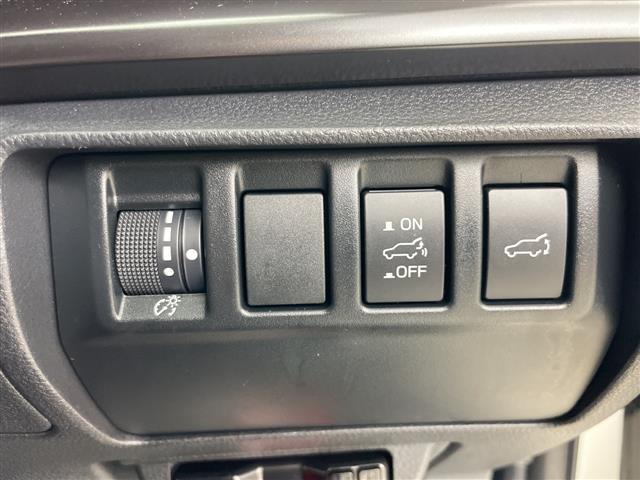 レヴォーグ ＳＴＩスポーツ　ＥＸ　・純正ナビ（ＴＶ＆ＢＴ＆ｉｐｏｄ＆ＵＳＢ）・Ｆ、Ｓ、Ｂカメラ・レーダークルコン・パドルシフト・スマートキー（27枚目）