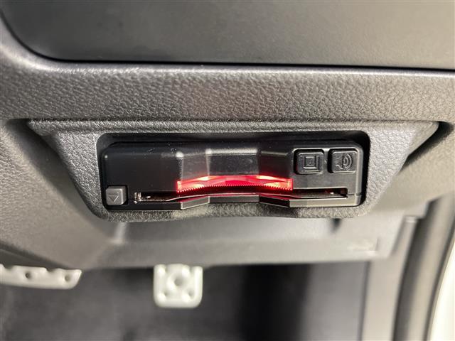 レヴォーグ ＳＴＩスポーツ　ＥＸ　・純正ナビ（ＴＶ＆ＢＴ＆ｉｐｏｄ＆ＵＳＢ）・Ｆ、Ｓ、Ｂカメラ・レーダークルコン・パドルシフト・スマートキー（28枚目）