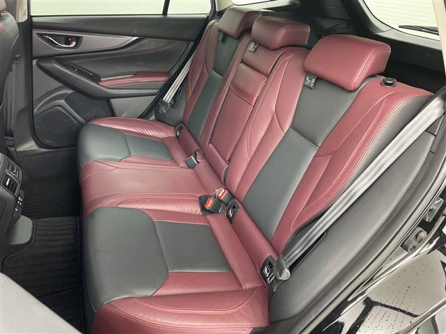 レヴォーグ ＳＴＩスポーツ　ＥＸ　センターインフォメーションディスプレイ＆ＴＶ＆ＢＴ＆ＵＳＢ＆ＡＵＸ　全方位カメラ　アイサイト　レーンキープアシスト　アダプティブクルーズコントロール　パワーバックドア　前席パワーシート　シートヒーター（15枚目）