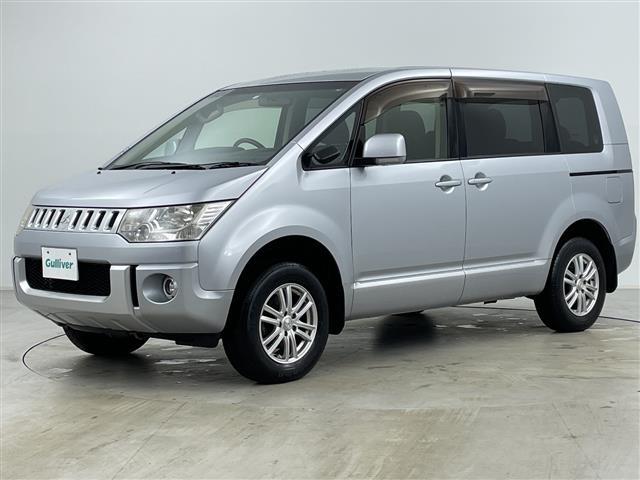 デリカD:5 M 社外ナビ 左側パワースライドドア 横滑り防止装置 社外ETC 社外フロアマット 社外ヒッチメンバー HIDヘッドライト オートライト スチール冬タイヤ積込 スマートキー スペアキー(2枚目)